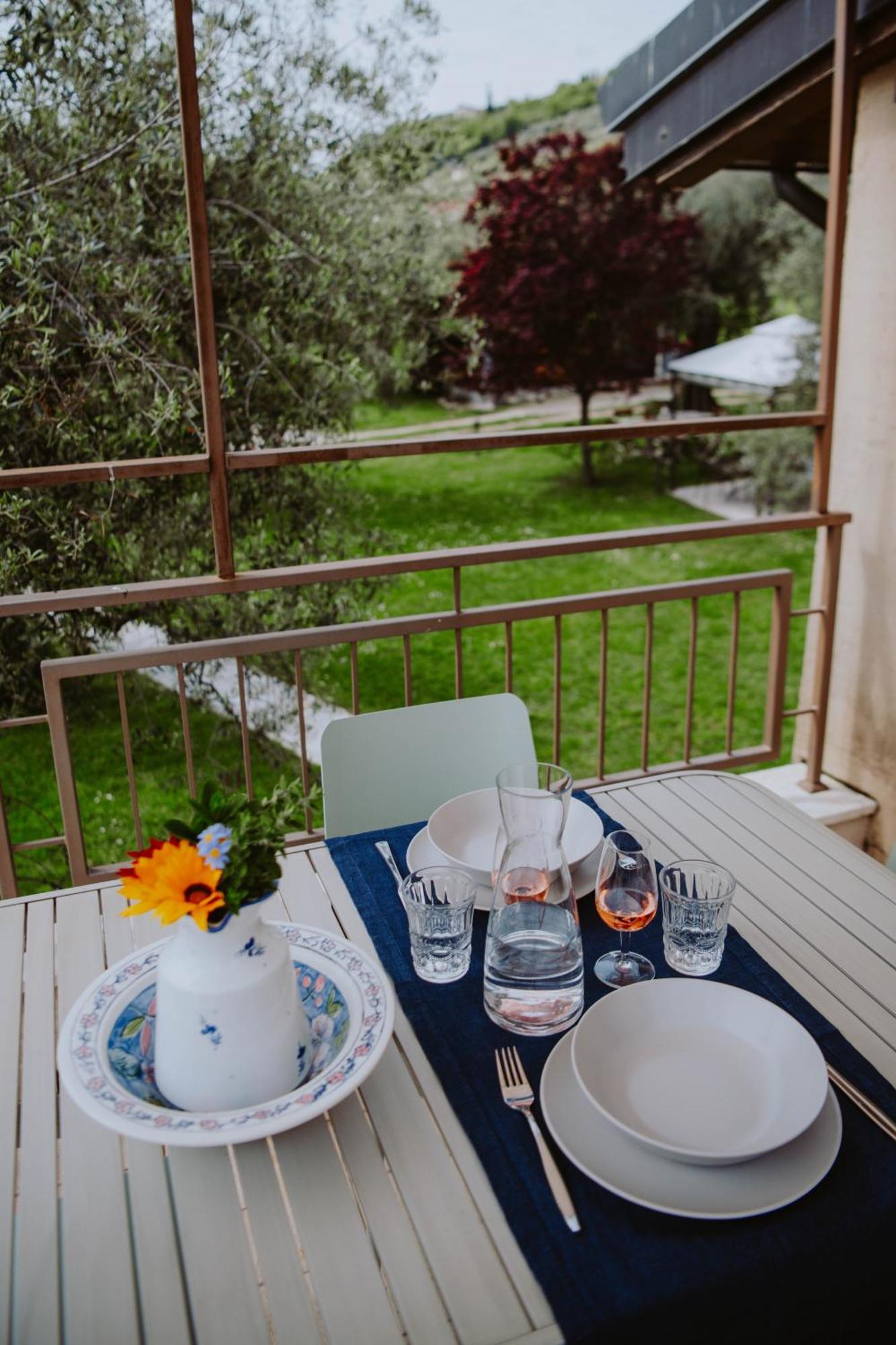 Campolivo Apartment Gargnano Ngoại thất bức ảnh