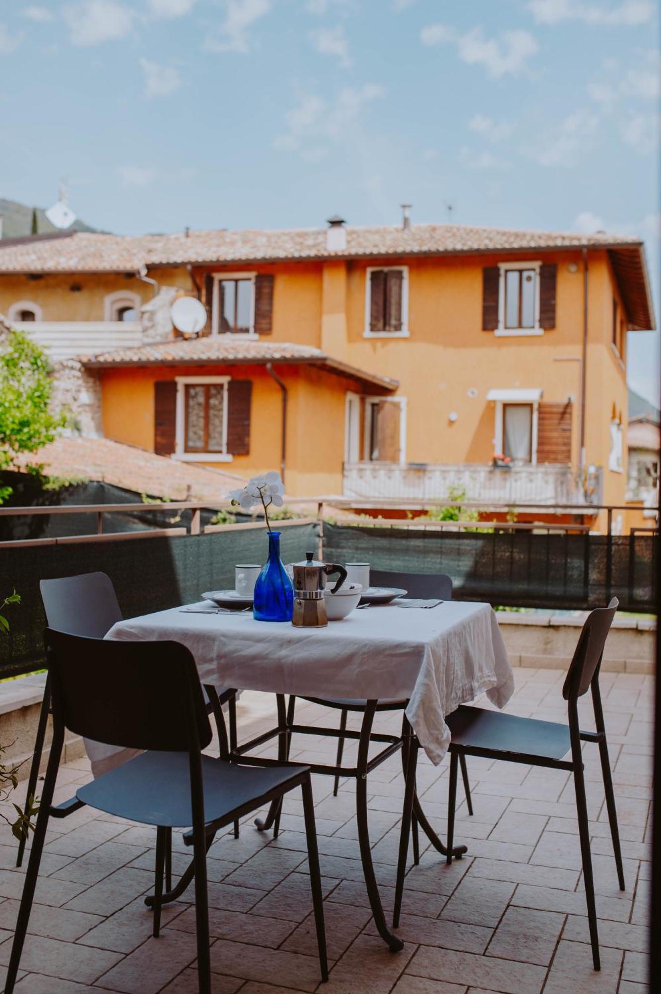 Campolivo Apartment Gargnano Ngoại thất bức ảnh